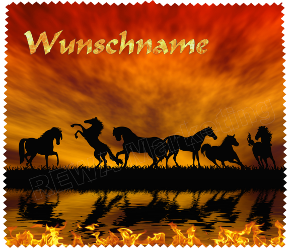Brillenputztuch - Pferde im flammenden Sonnenuntergang mit Wunschnamen