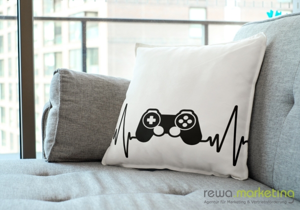Snuggle pillow with heart diagram for the Gamer