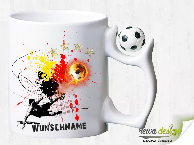 Fußball- Fan Tasse Deutschland - inkl. Ihrem Wunschnamen Fußball- Fan Tasse Deutschland - inkl. Ihrem Wunschnamen