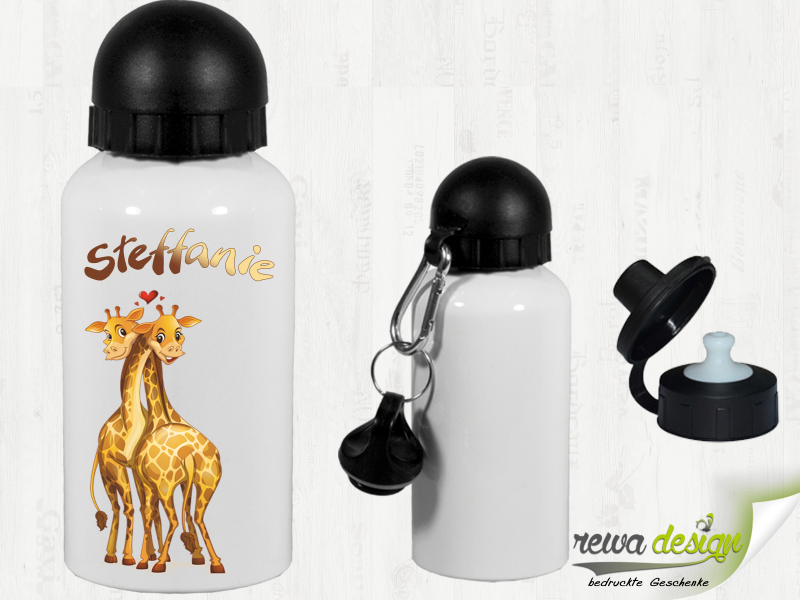 Giraffe couple with desired name 500 ml aluminum drinking bottle with snap hook